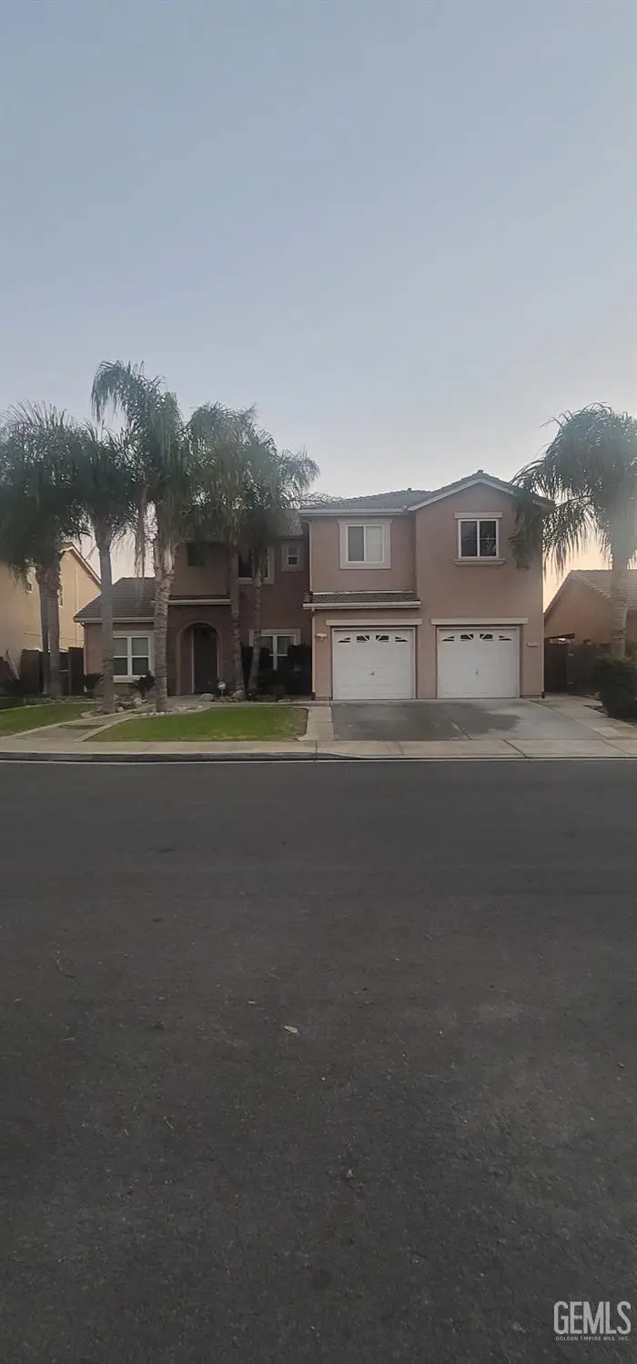 2226 VIA TUSCANIA AVENUE, Delano, CA 93215 - Image #2