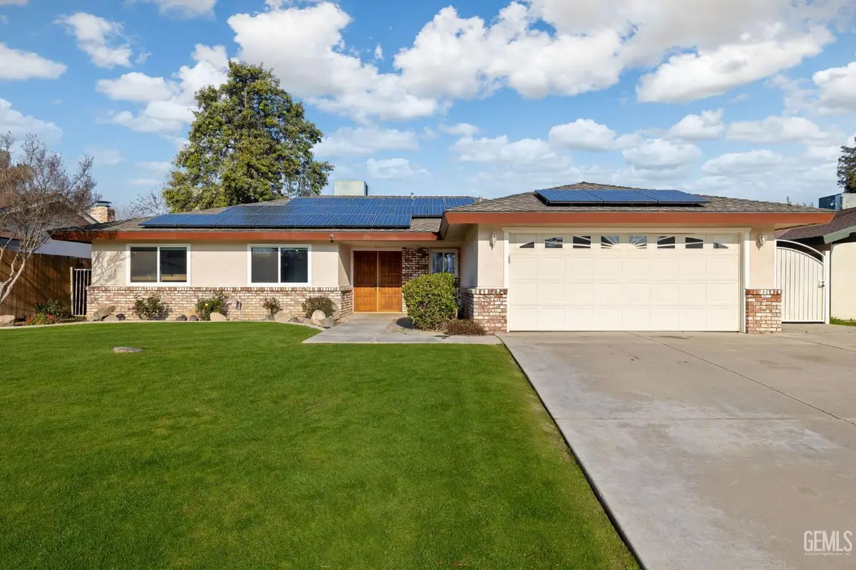 6716 OLYMPIA DRIVE, Bakersfield, CA 93309 - Image #1