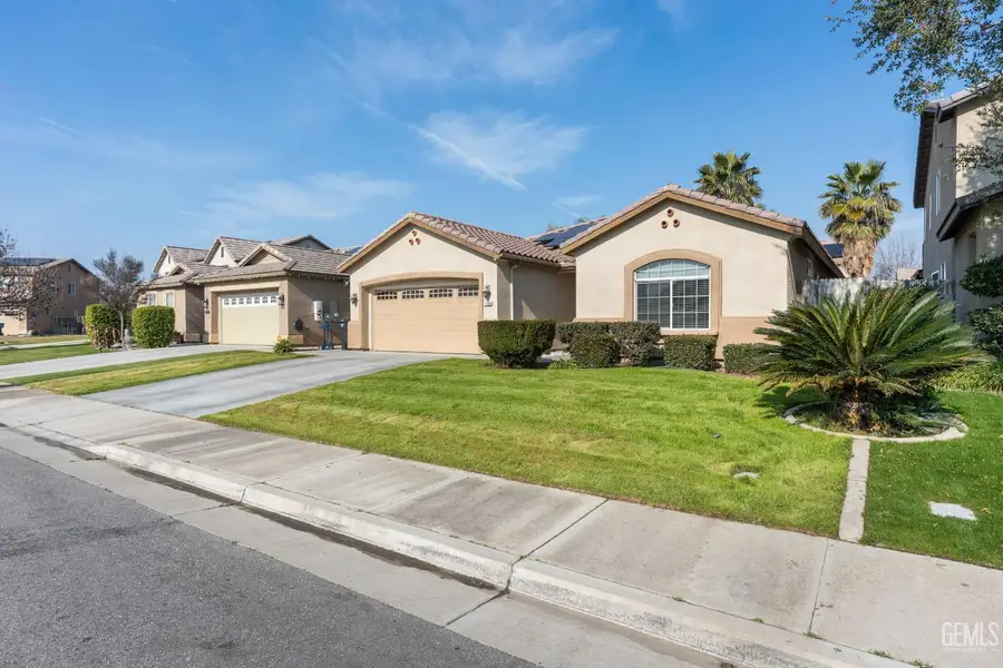 11908 NEBULA COURT, Bakersfield, CA 93312 - Image #3