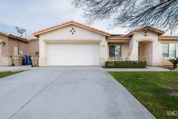 2316 MACAU STREET, Bakersfield, CA 93313