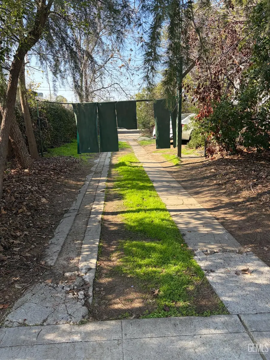 619 L STREET, Bakersfield, CA 93304 - Image #3