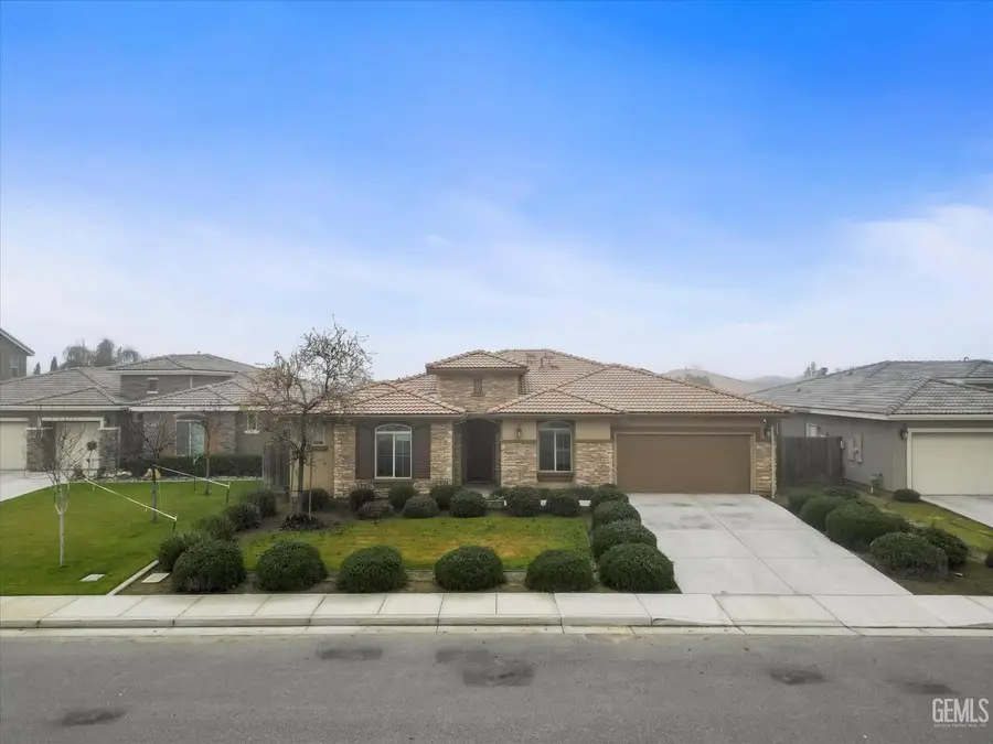 14917 ALDRIDGE AVENUE, Bakersfield, CA 93314 - Image #3