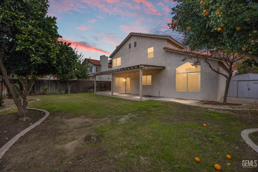 3513 RUNNING SPRINGS WAY, Bakersfield, CA 93311 - Image #2