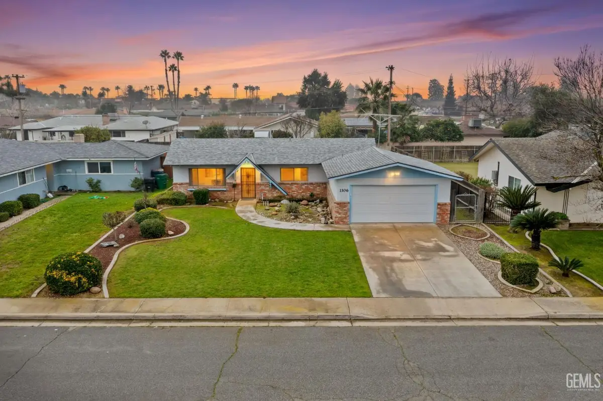 1106 STATE AVENUE, Shafter, CA 93263 - Image #1