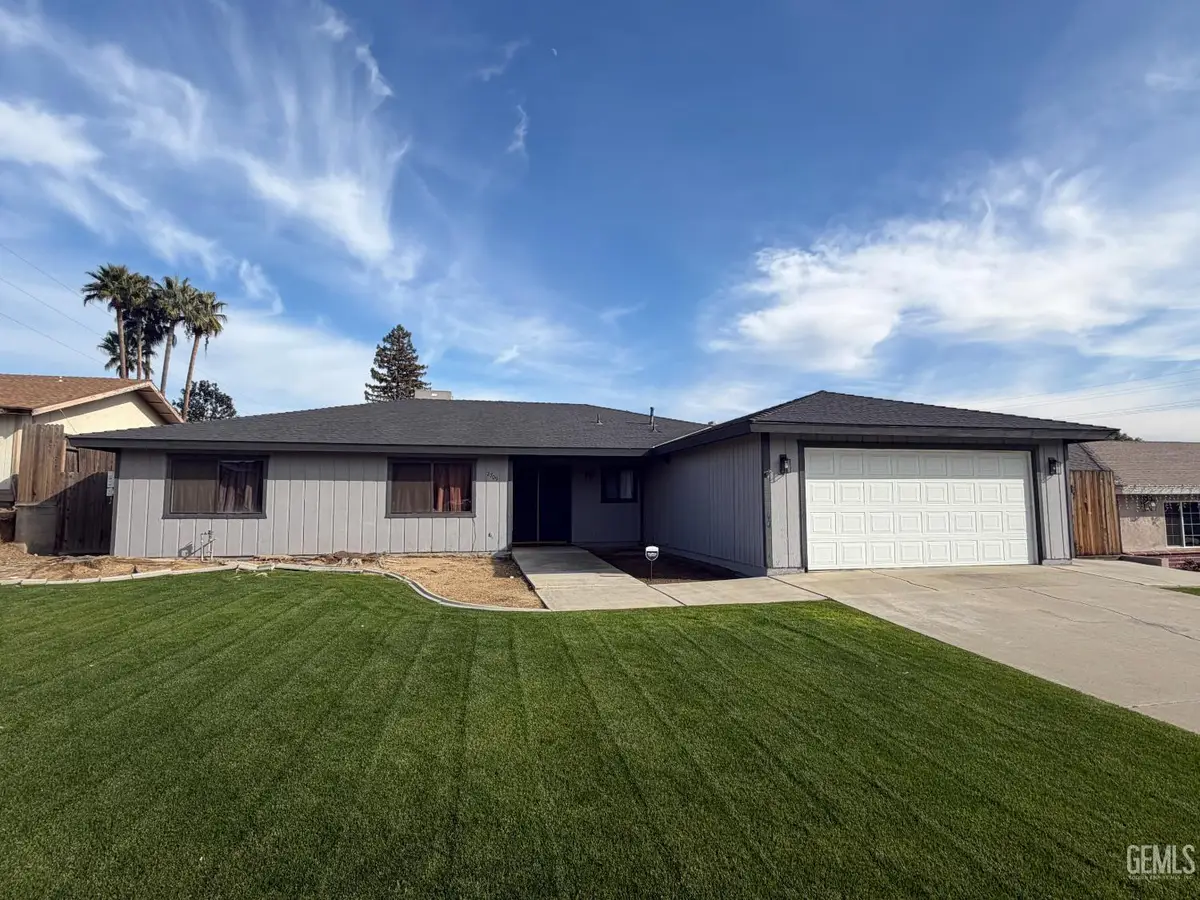 2709 FAWNDALE COURT, Bakersfield, CA 93306 - Image #1