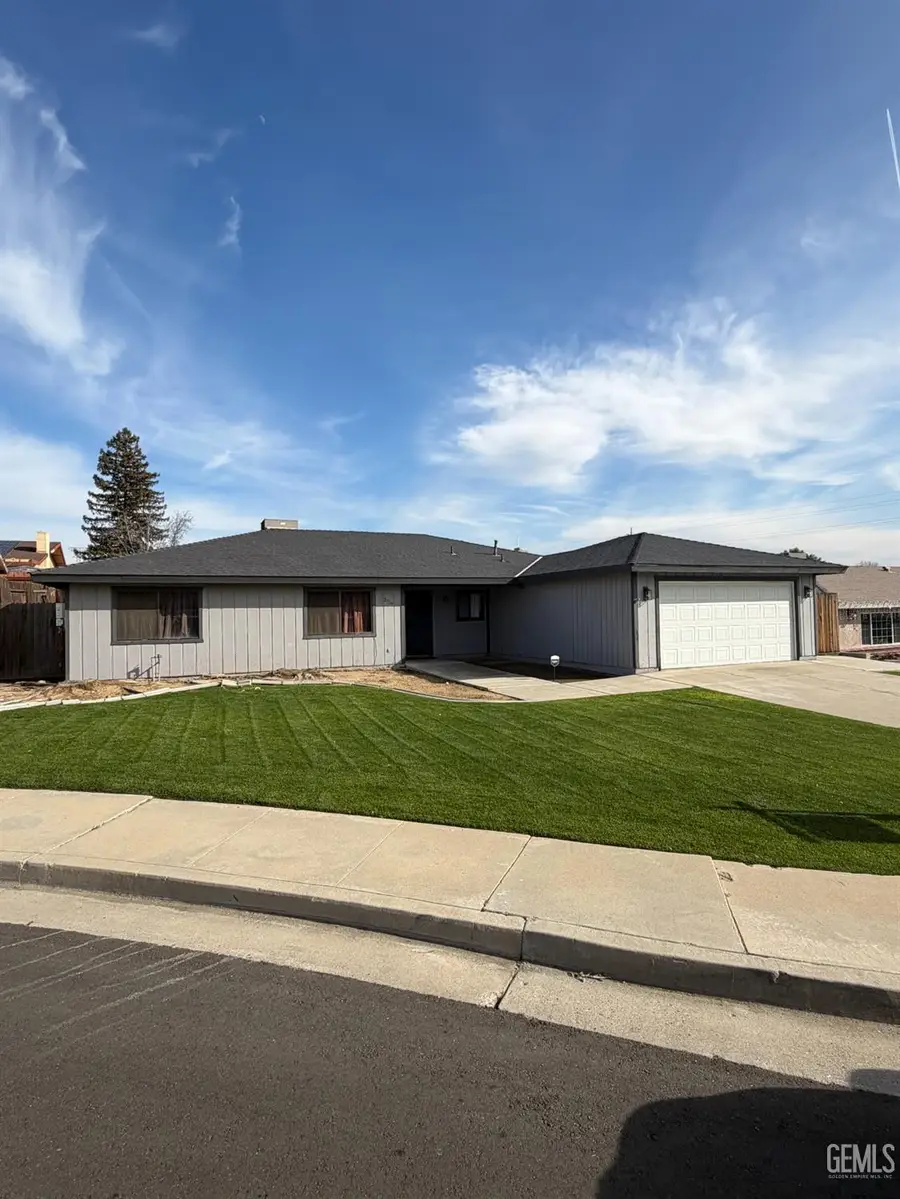 2709 FAWNDALE COURT, Bakersfield, CA 93306 - Image #2