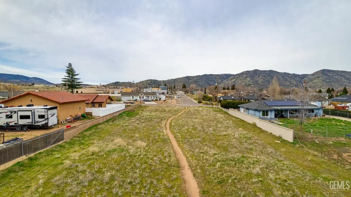 21020 ANGEL STREET, Tehachapi, CA 93561 - Image #1