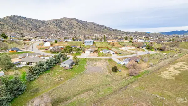 20816 CREST DRIVE, Tehachapi, CA 93561