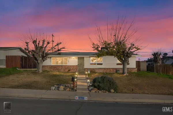 2807 WENATCHEE AVENUE, Bakersfield, CA 93306