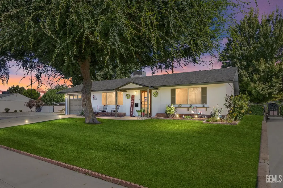 5812 BURKE WAY, Bakersfield, CA 93309 - Image #1