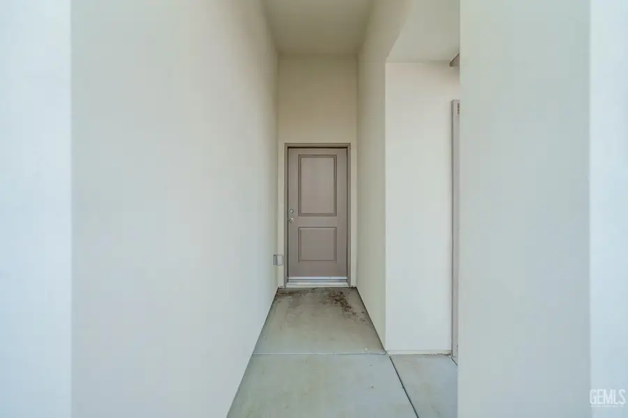 5101 ALIADO COURT, Bakersfield, CA 93307 - Image #2