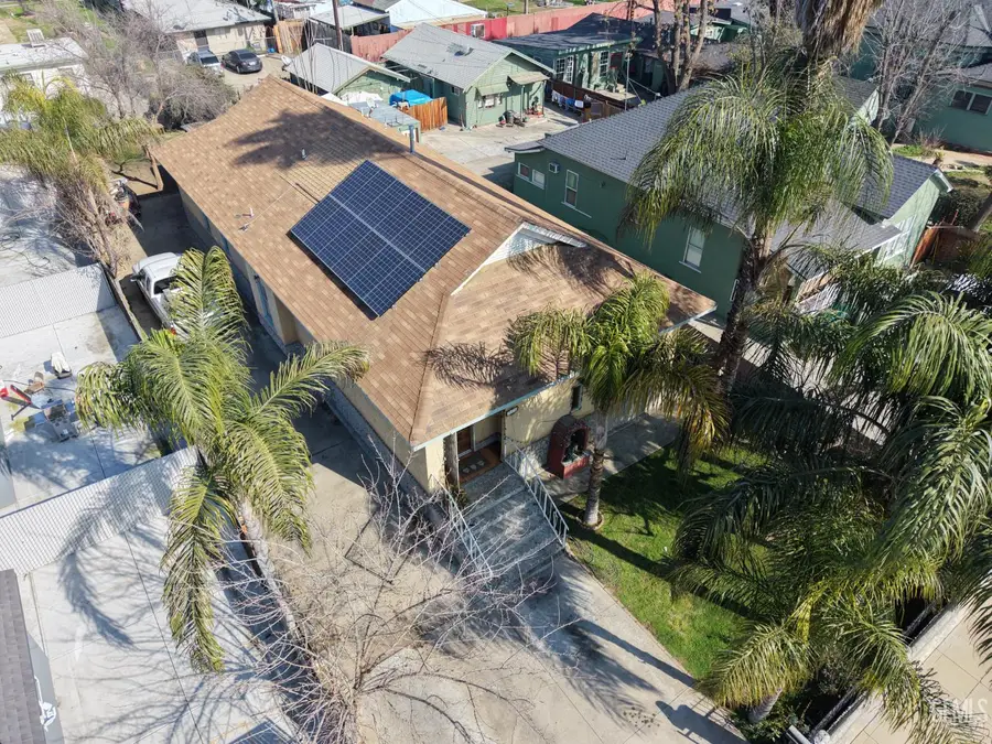 518 MONTEREY STREET, Bakersfield, CA 93305 - Image #2