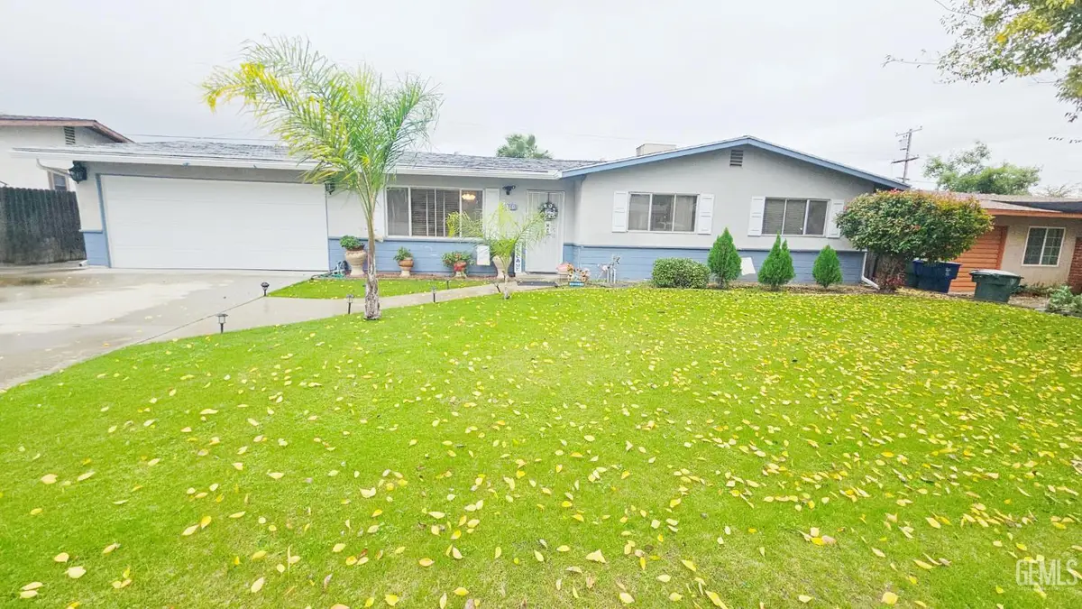 2819 RENEGADE AVENUE, Bakersfield, CA 93306 - Image #1