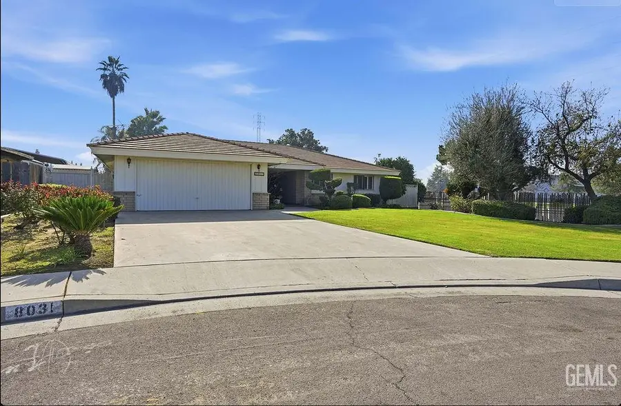 8031 DEBBS AVENUE, Bakersfield, CA 93308 - Image #2