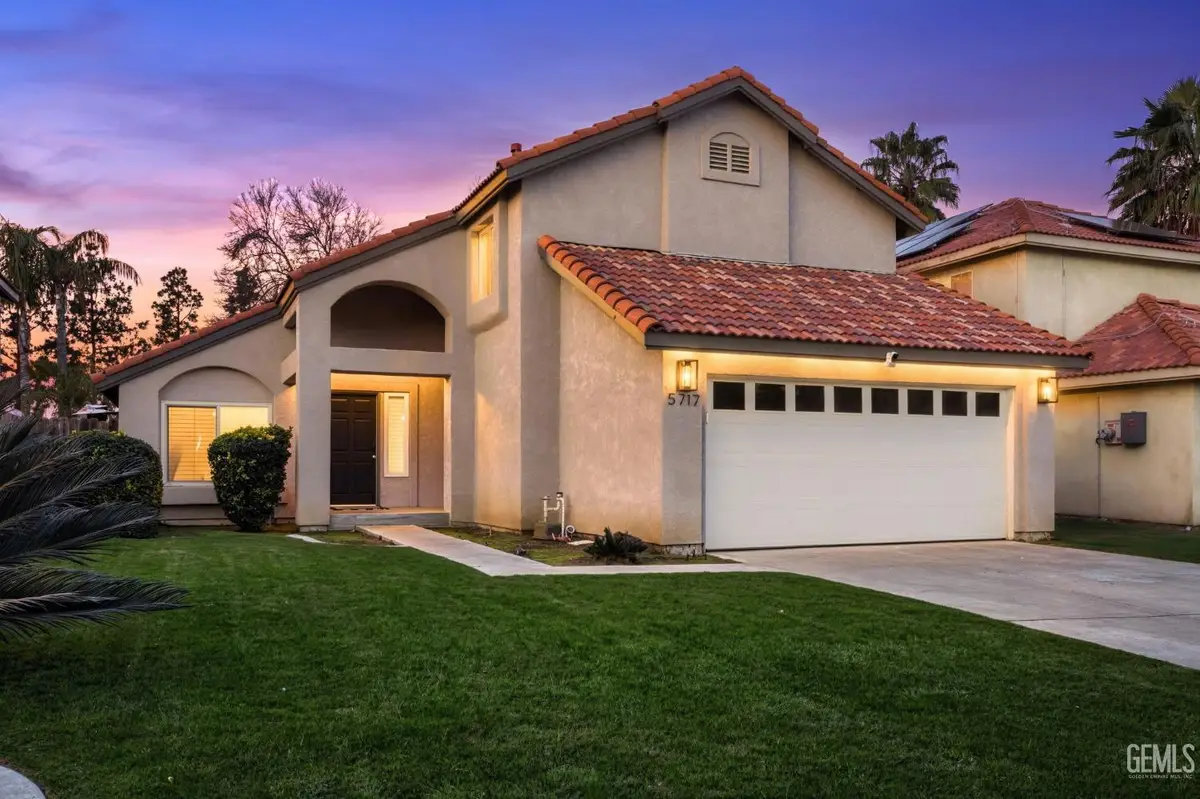 5717 WILLOWCREST STREET, Bakersfield, CA 93313 - Image #1