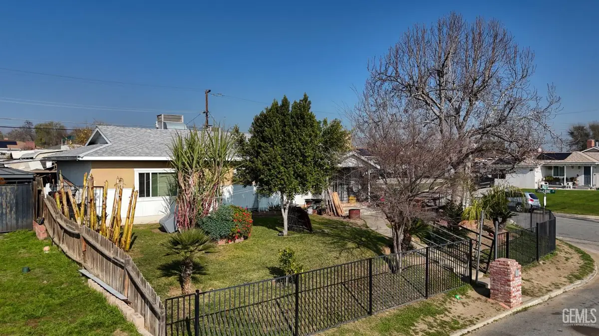 6918 NILES STREET, Bakersfield, CA 93306 - Image #1