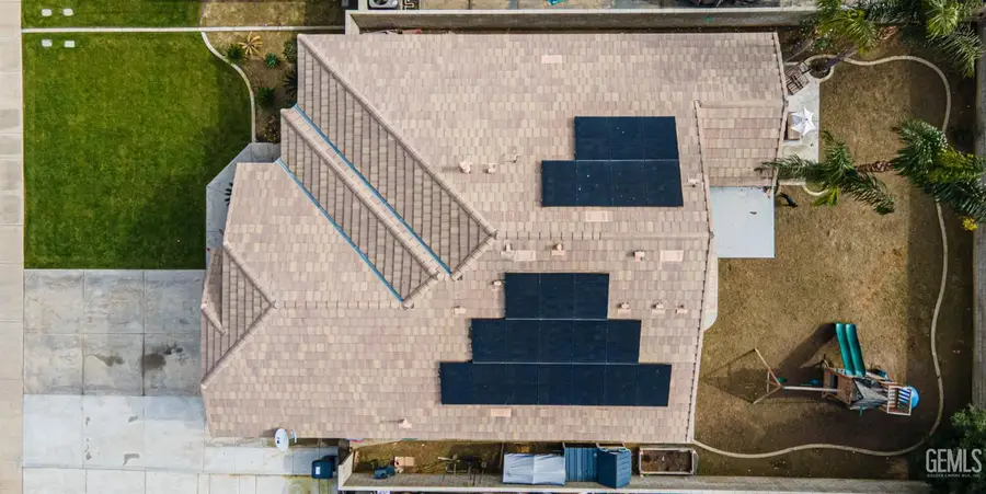 12213 JACKSONVILLE AVENUE, Bakersfield, CA 93312 - Image #2