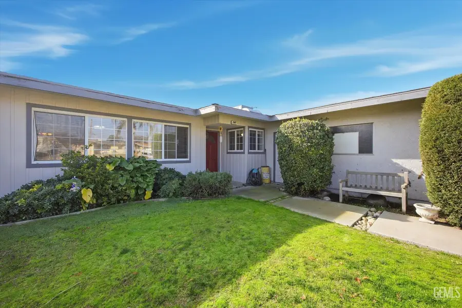 2907 GILL AVENUE, Bakersfield, CA 93306 - #2