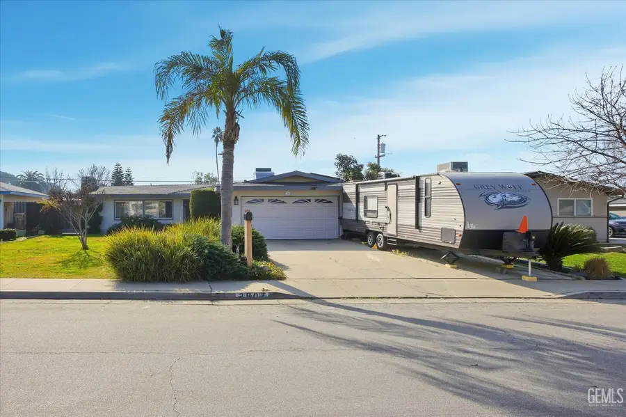 2907 GILL AVENUE, Bakersfield, CA 93306 - #3