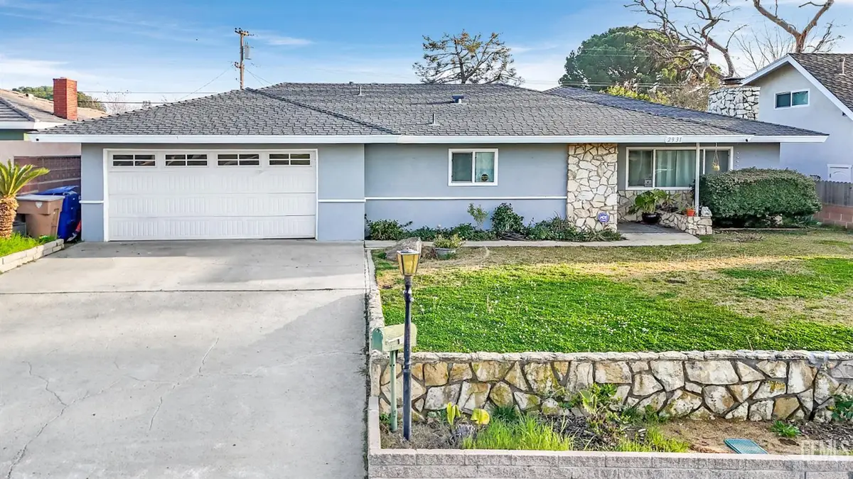 2931 CREST DRIVE, Bakersfield, CA 93306 - Image #1