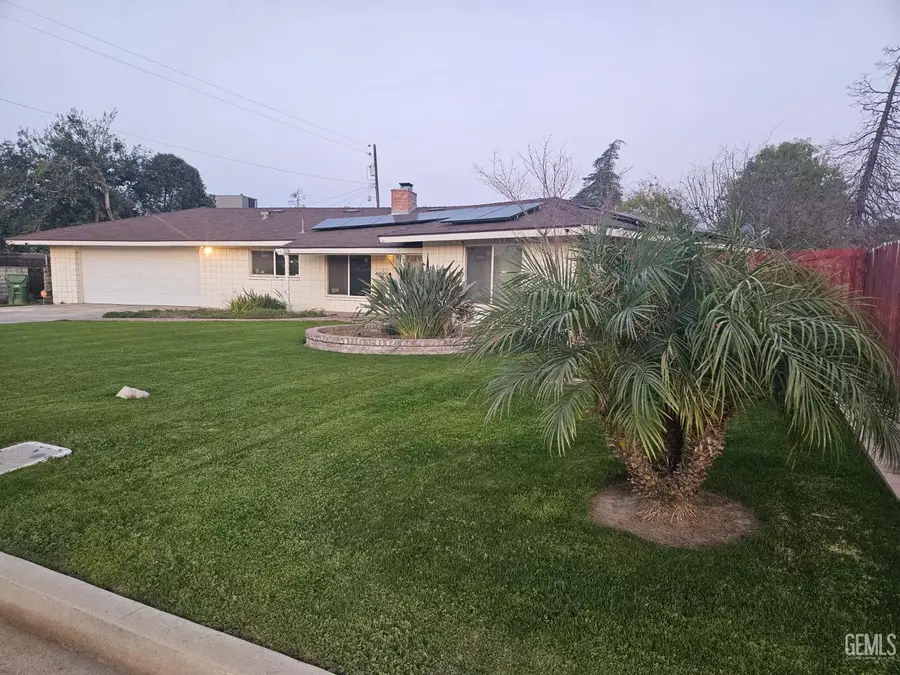 318 ADAMS STREET, Wasco, CA 93280 - Image #2