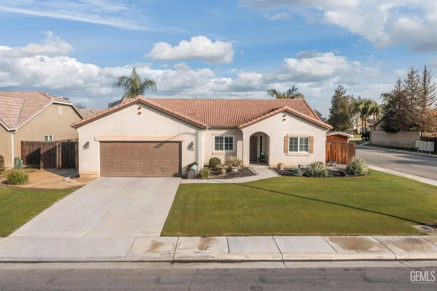 12602 MEZZADRO AVENUE, Bakersfield, CA 93312 - Image #2
