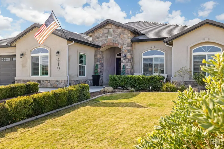 419 DIAMOND STREET, Taft, CA 93268 - #2