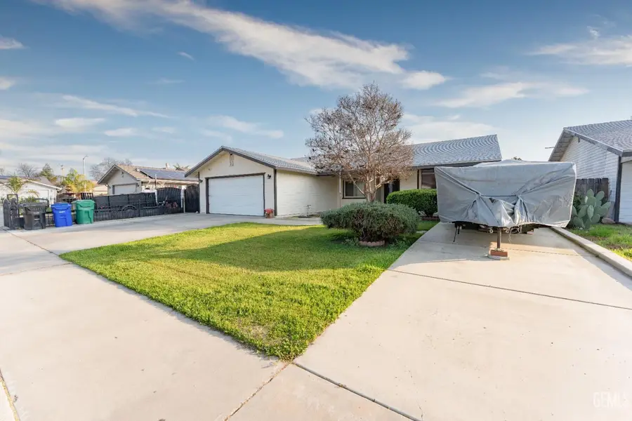 1253 W JEAN AVENUE, Porterville, CA 93257 - Image #2