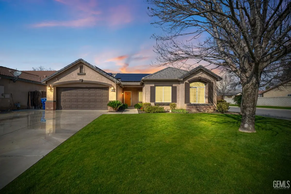 11102 VISTA DEL RANCHO DRIVE, Bakersfield, CA 93311 - #1