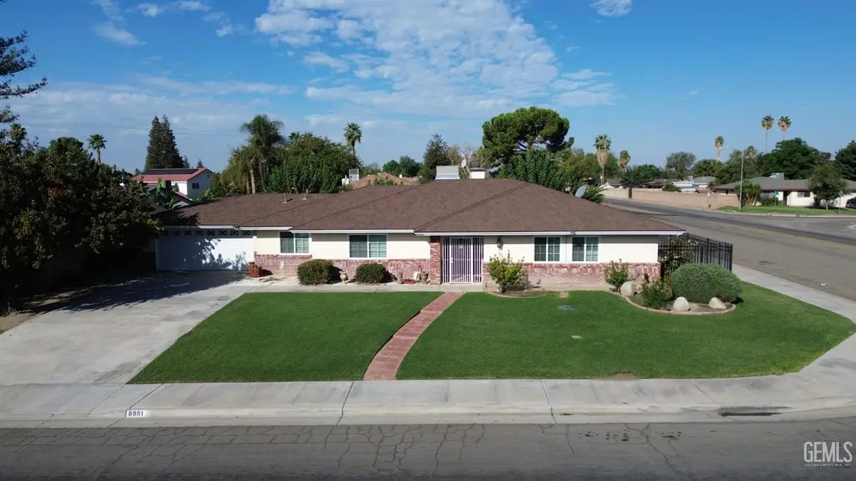 8901 TILLSON WAY, Bakersfield, CA 93307 - Image #1