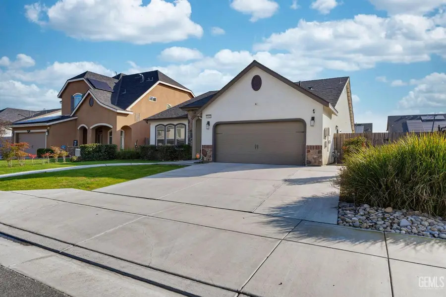 5503 RIVULET RUN COURT, Bakersfield, CA 93313 - #2