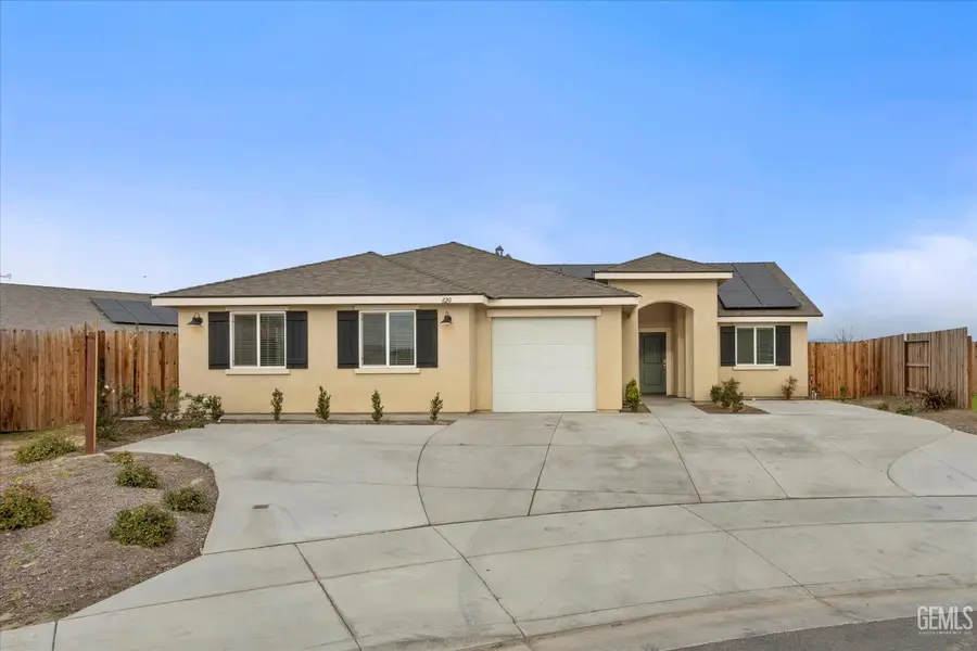820 BEACONSFIELD COURT, Bakersfield, CA 93307 - #2