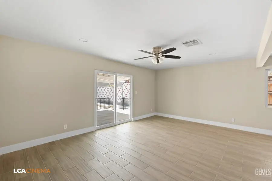 201 SUZANNE LANE, Taft, CA 93268 - #3
