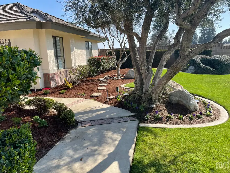 8832 SIERRA OAK DRIVE, Bakersfield, CA 93311 - #3