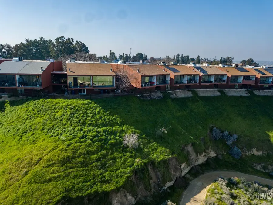 4200 BOISE STREET #16A, Bakersfield, CA 93306 - #2