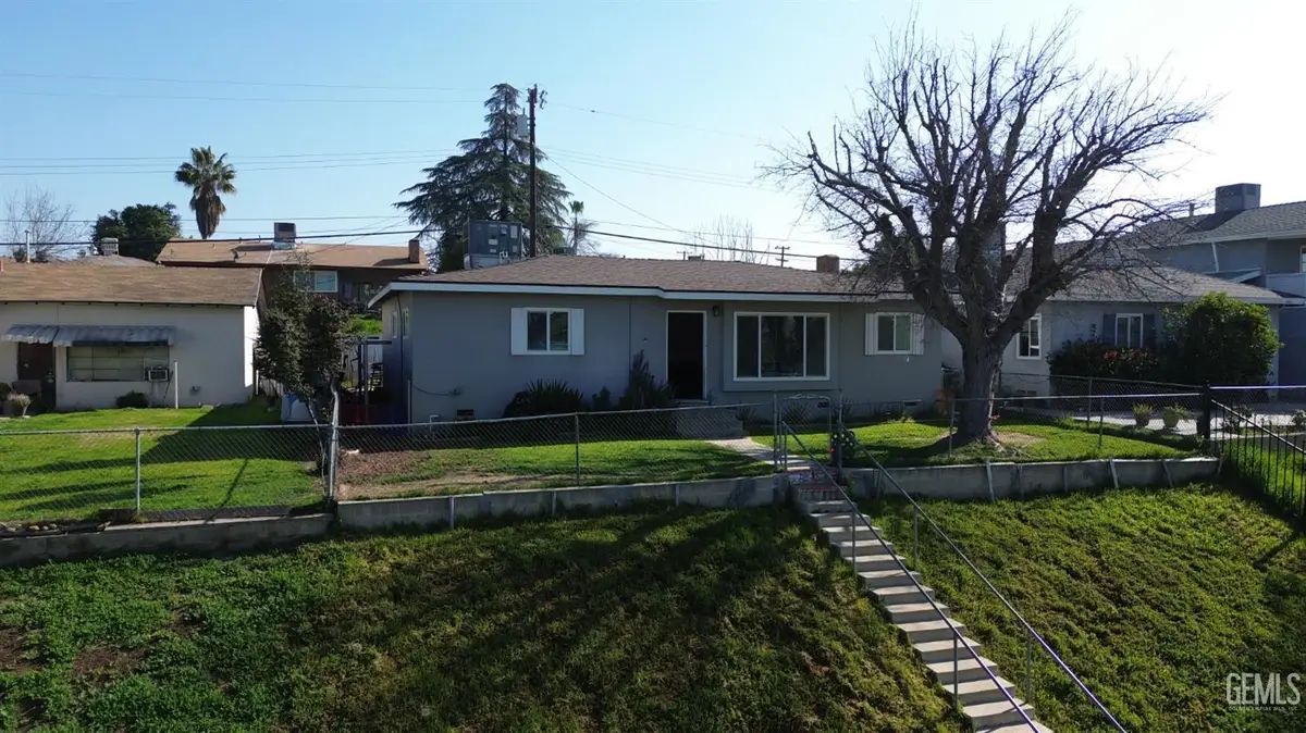 3017 RIVER BOULEVARD, Bakersfield, CA 93305 - #1