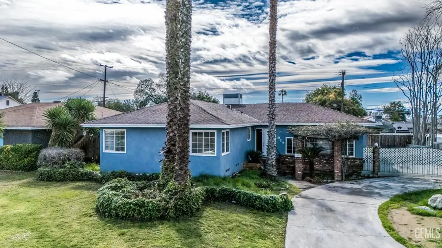 917 STANFORD COURT, Bakersfield, CA 93305 - #2