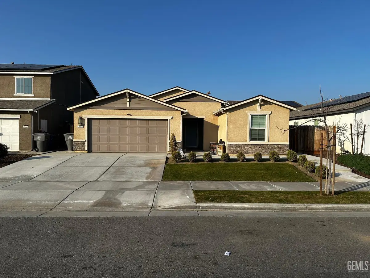 5918 ESMERELDA AVENUE, Bakersfield, CA 93313 - #1