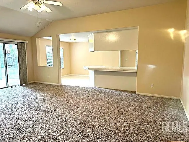 10415 ATTLEBORO AVENUE, Bakersfield, CA 93311 - #3