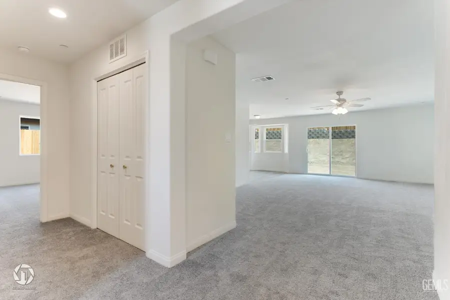 715 SAMMY WAY, Shafter, CA 93263 - #3