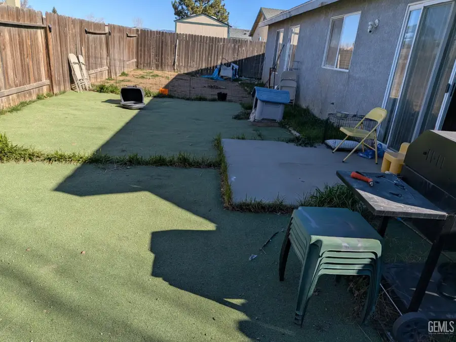 321 HOLLY DRIVE, Tehachapi, CA 93561 - #2