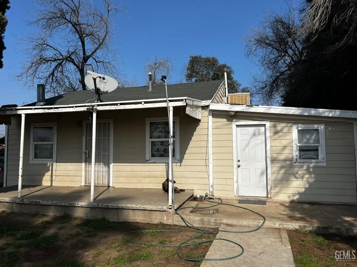 2608 LAKE STREET, Bakersfield, CA 93306 - #1