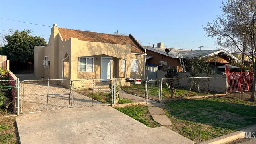 820 O STREET, Bakersfield, CA 93304 - #2