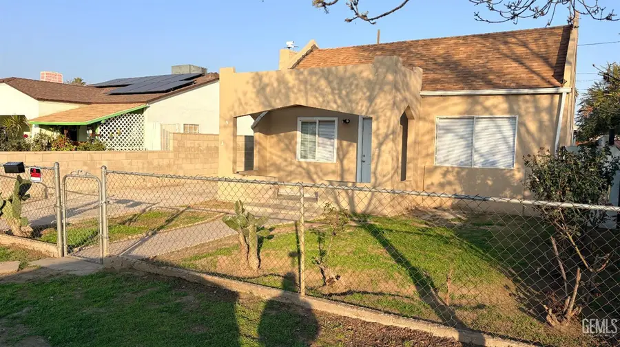 820 O STREET, Bakersfield, CA 93304 - #3