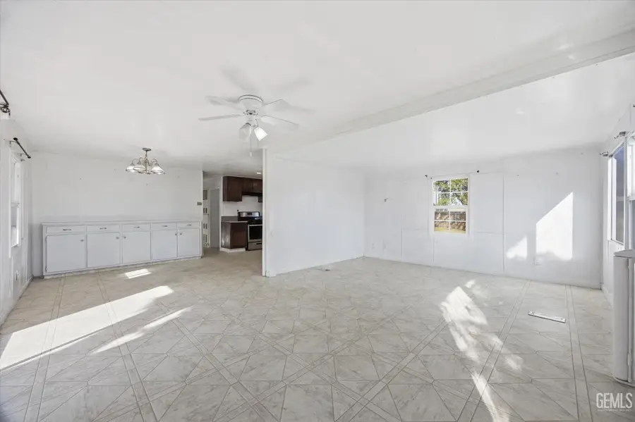 3467 MICHELAINE AVENUE, Bakersfield, CA 93304 - #3