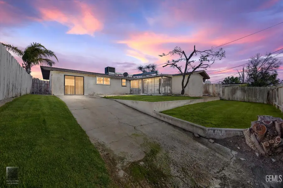 2712 HOLLINS STREET, Bakersfield, CA 93305 - #2