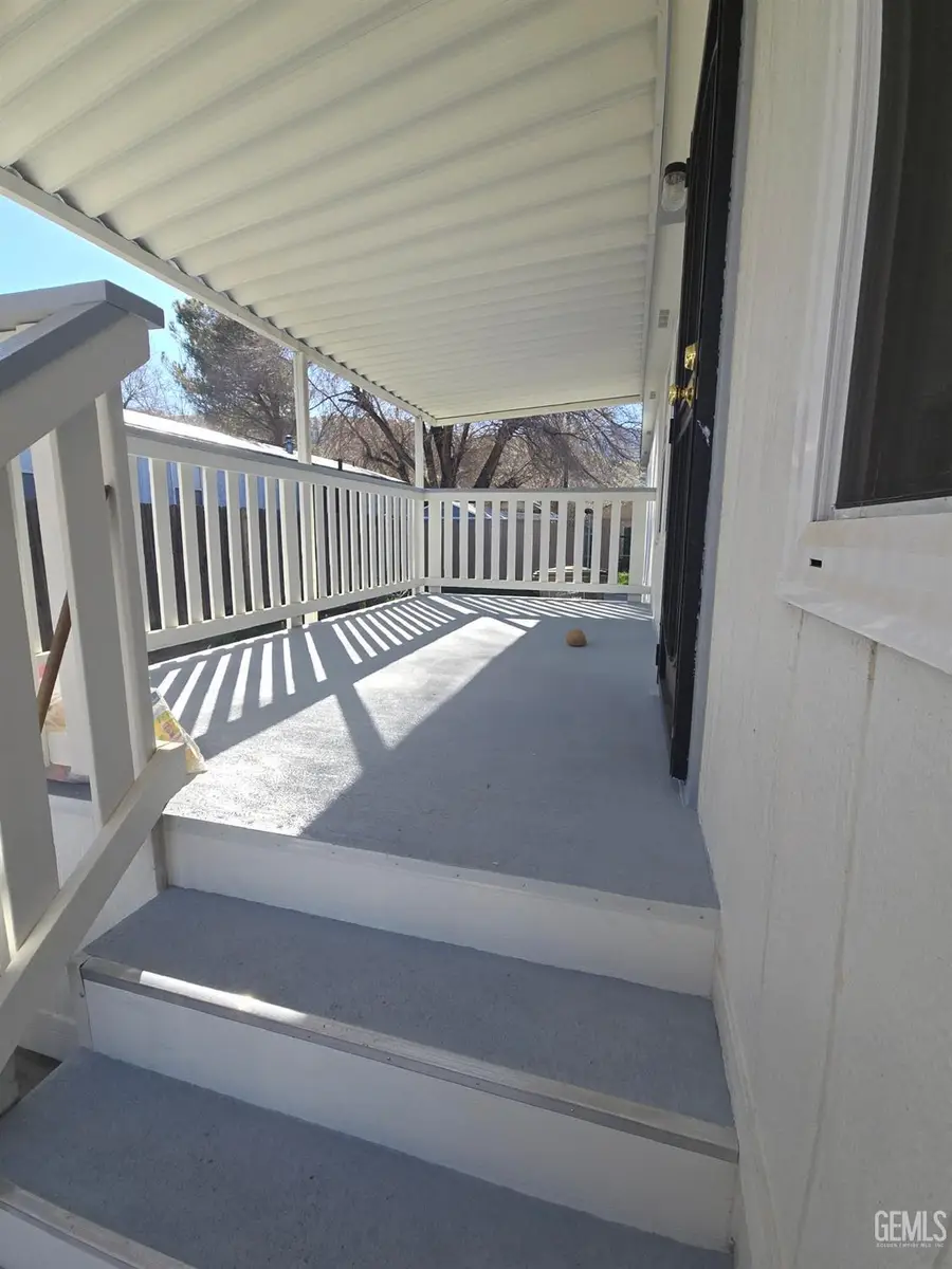 1824 CURRAN, Lake Isabella, CA 93240 - Image #2