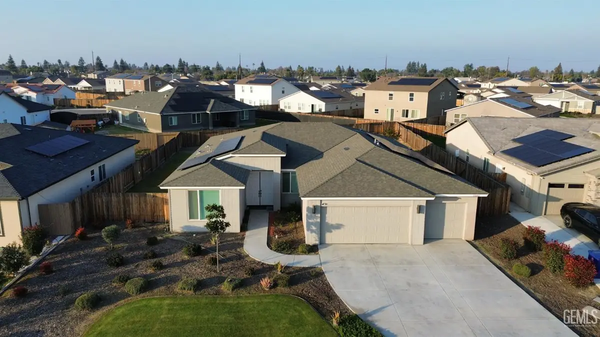 7500 BRISTOL SPRING AVENUE, Bakersfield, CA 93313 - Image #1