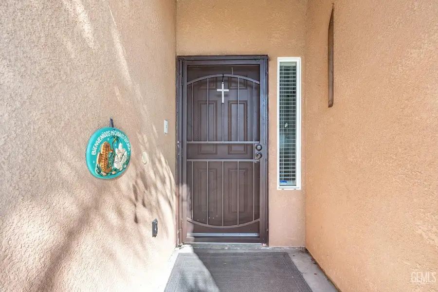 618 KIRKLEES COURT, Bakersfield, CA 93307 - #3