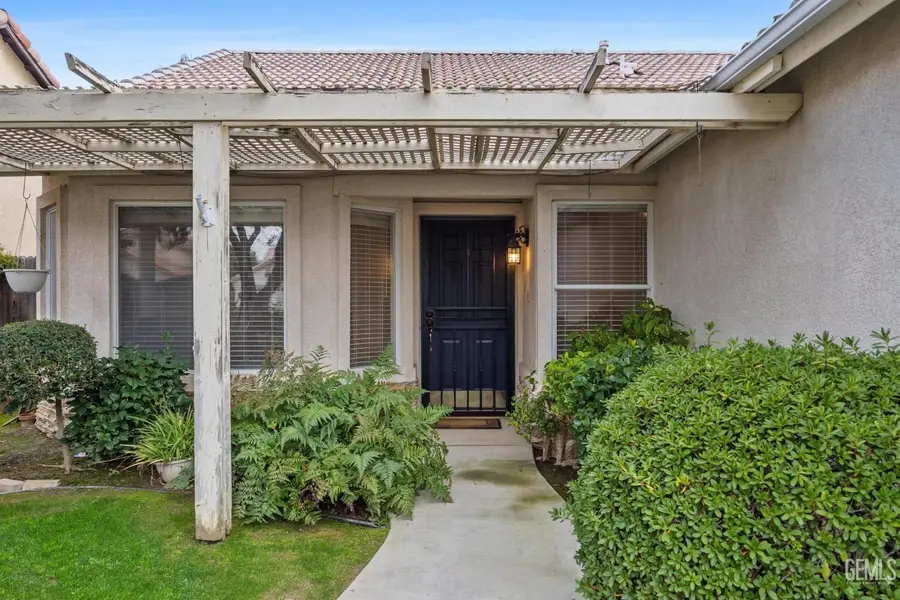 8609 GOLDFINCH DRIVE, Bakersfield, CA 93312 - #3